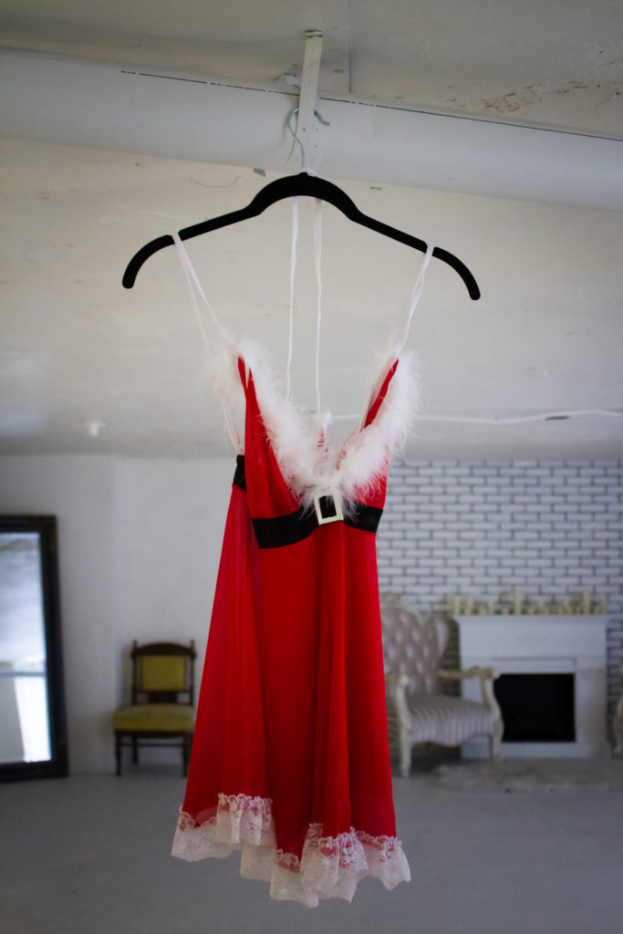 Holiday lingerie for boudoir session