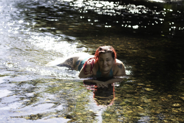 boudoir photos in water